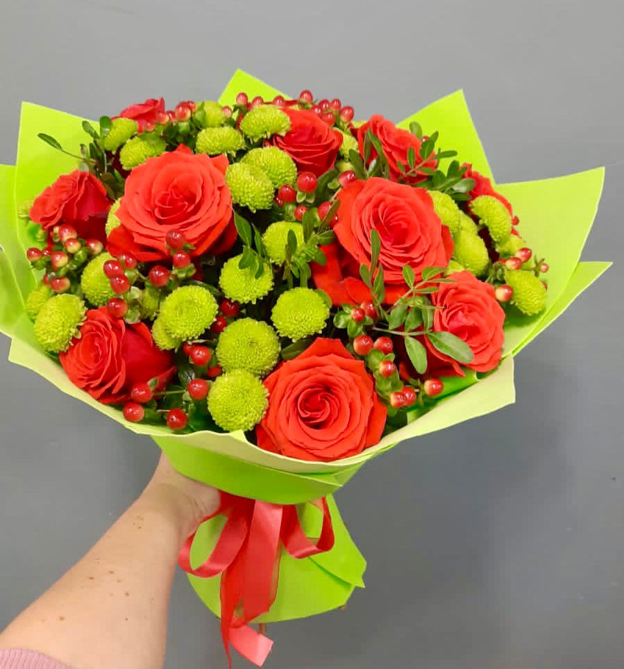 Букет цветов из: Хризантемы и Розы в Толстово-Васюковском