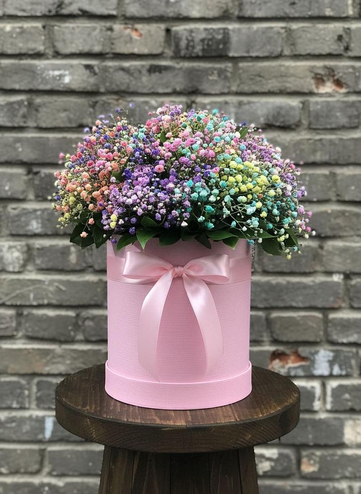 Цветочная композиция из Гипсофила и Розы в шляпной коробке в Толстово-Васюковском