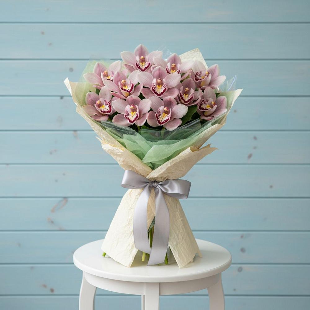 Букет цветов из: Орхидеи и Розы в Толстово-Васюковском