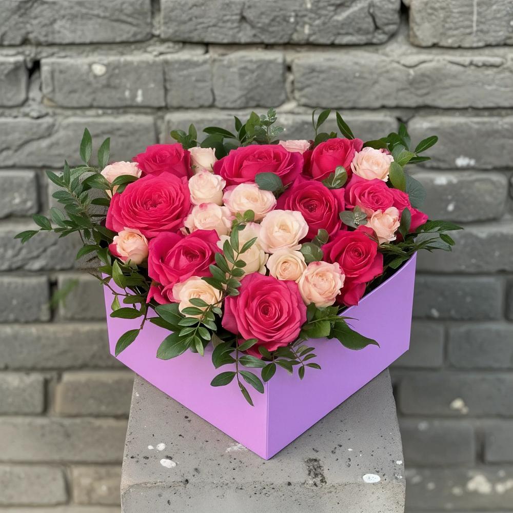 Цветочная композиция из Розы в коробке в Толстово-Васюковском