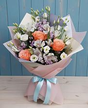 Букет цветов из:  Лизиантусы, Розы, Альстромерии и Гипсофила в Толстово-Васюковском