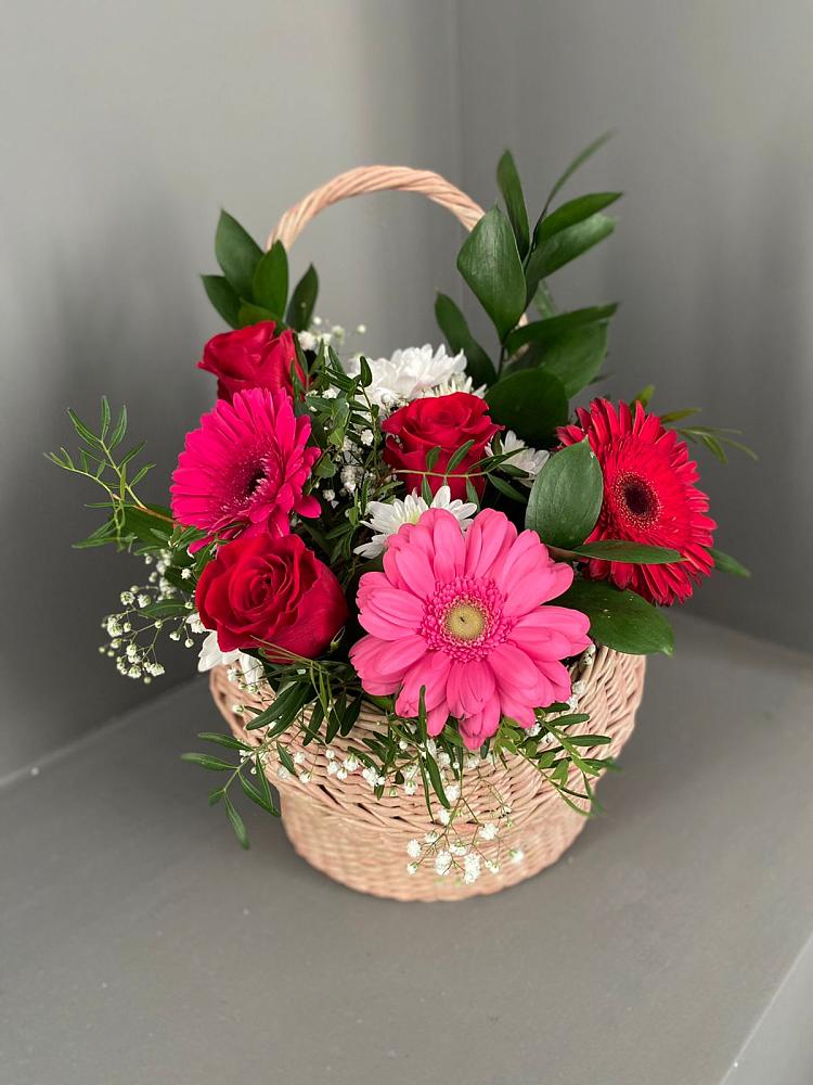 Цветочная композиция из Розы, Хризантемы и Герберы в корзине в Толстово-Васюковском