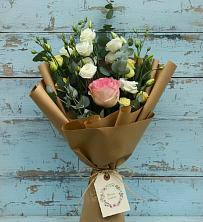 Букет цветов из:  Розы и Лизиантусы в Толстово-Васюковском