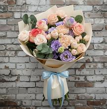 Букет цветов из:  Розы, Лизиантусы и Гвоздики #REPLACE_PRED# Толстово-Васюковском